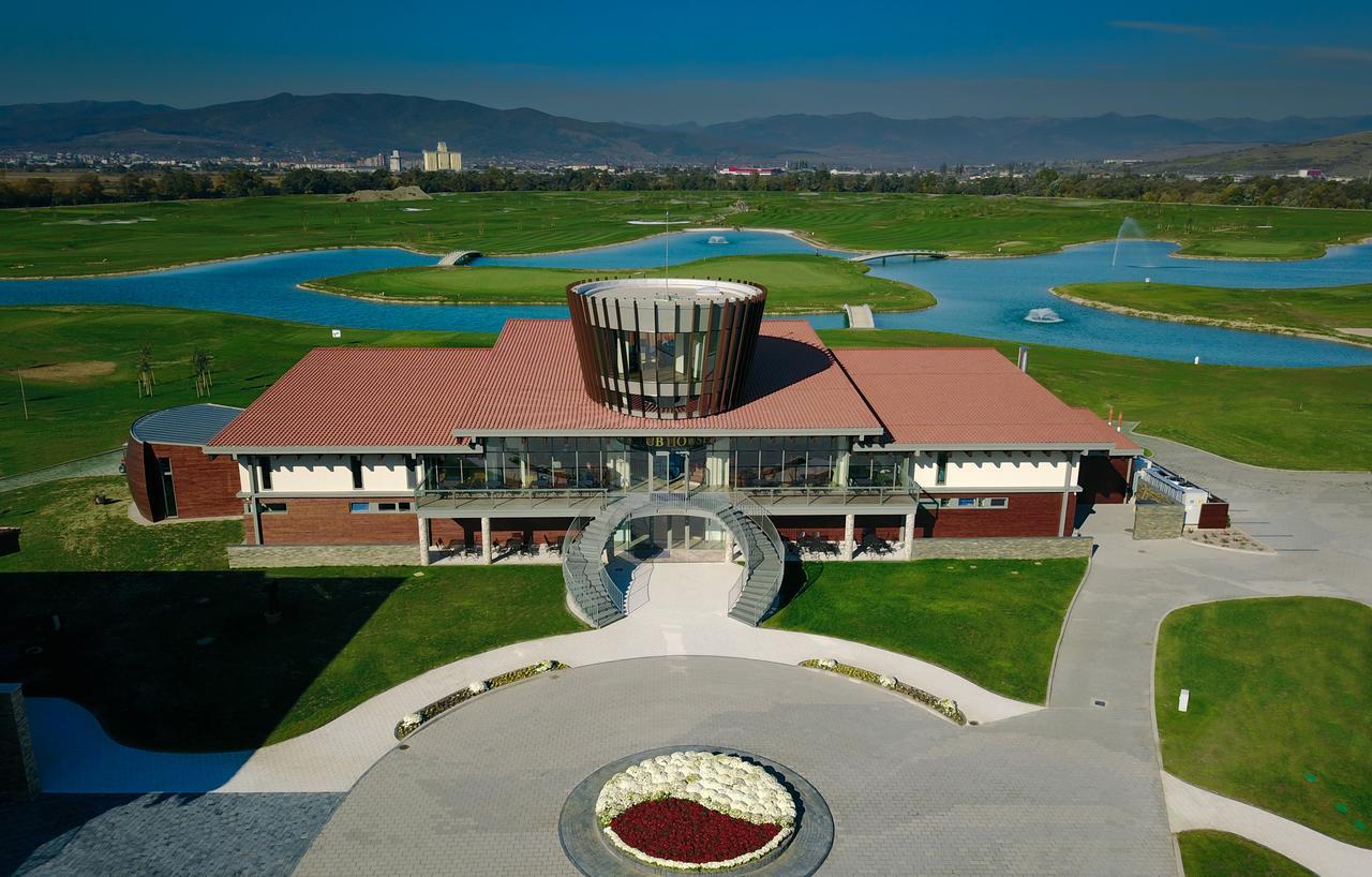 Theodora Golf Club Hotel Alba Iulia Ngoại thất bức ảnh