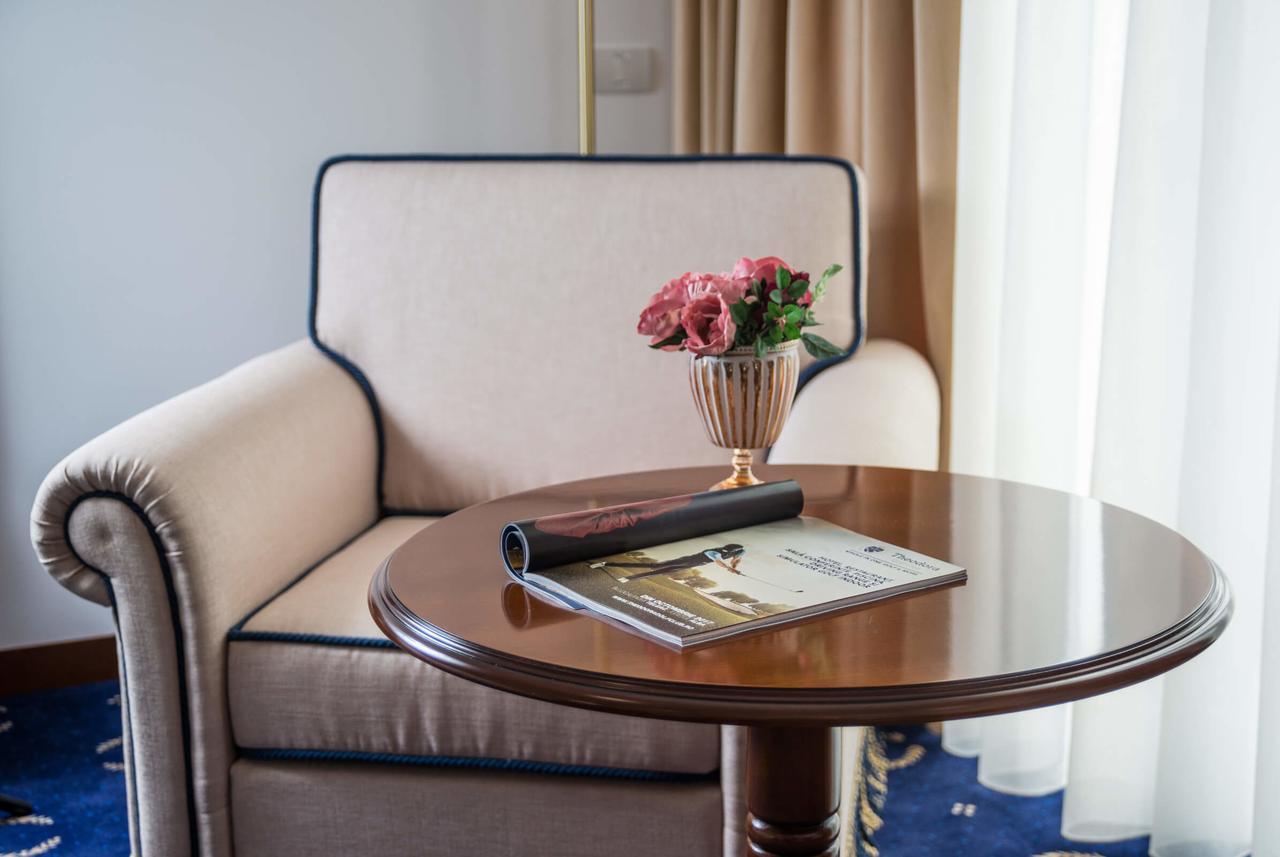 Theodora Golf Club Hotel Alba Iulia Ngoại thất bức ảnh