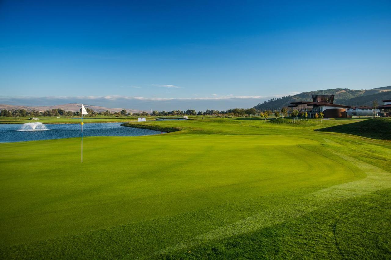 Theodora Golf Club Hotel Alba Iulia Ngoại thất bức ảnh