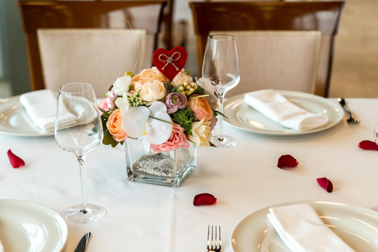Theodora Golf Club Hotel Alba Iulia Phòng bức ảnh